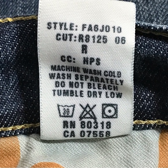 Lucky Brand Classic Bootleg Jeans Size 2/26 - Picture 12 of 12